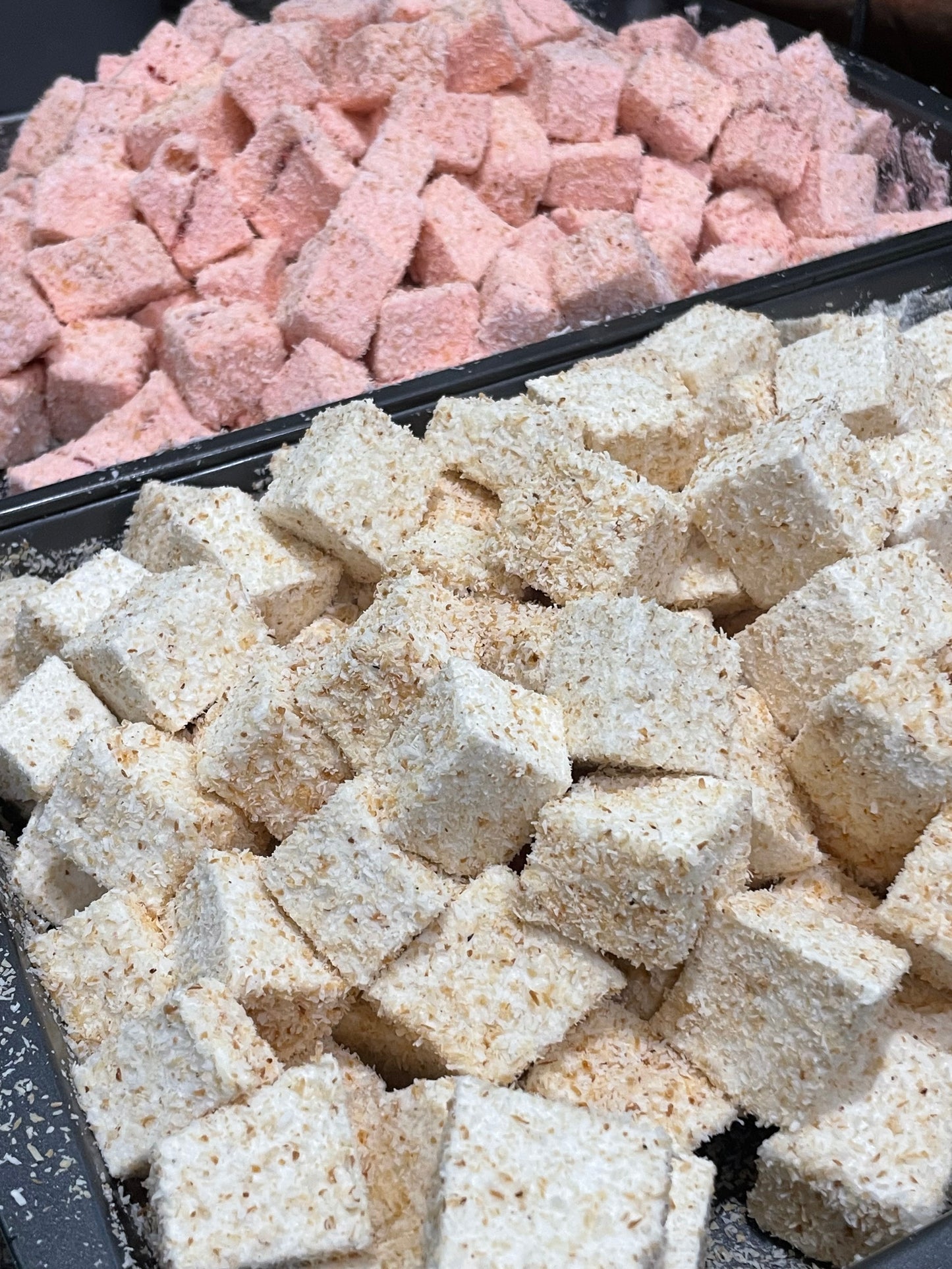 Gluten, Dairy & Egg Friendly Handmade Toasted Coconut & Vanilla Bean Marshmallows 550 grams