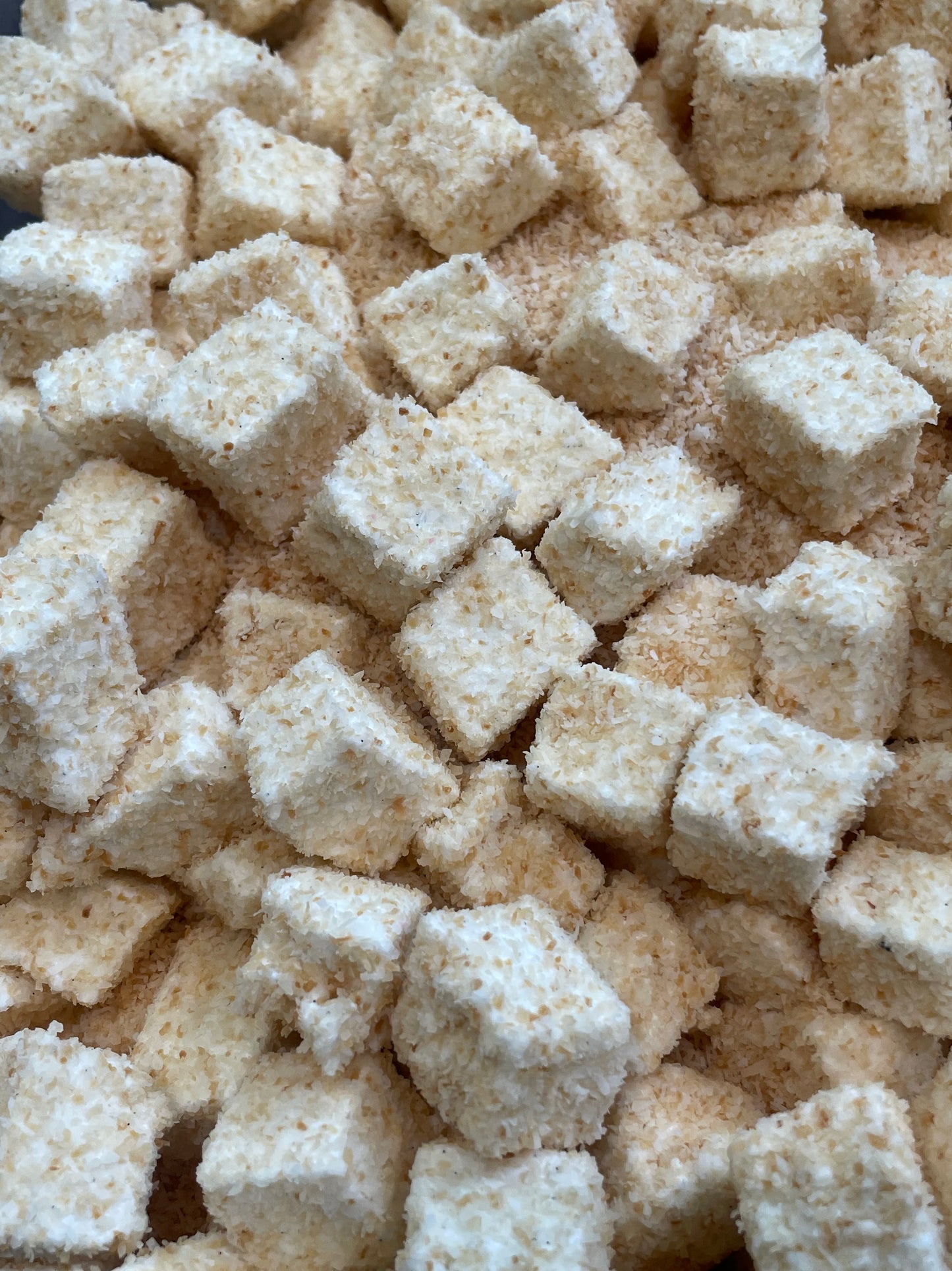 Gluten, Dairy & Egg Friendly Handmade Toasted Coconut & Vanilla Bean Marshmallows 550 grams