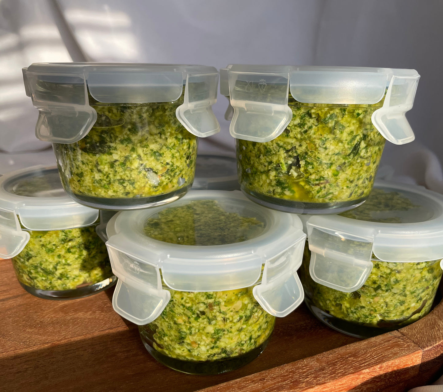 Homemade Fresh Basil & Roasted Cashew Nut Pesto 140grams