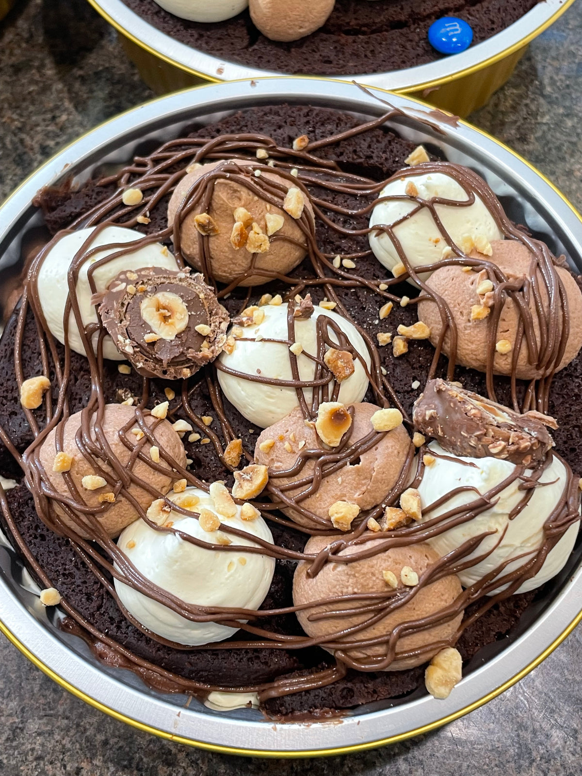 DESSERT BOX - PRE ORDER NOW