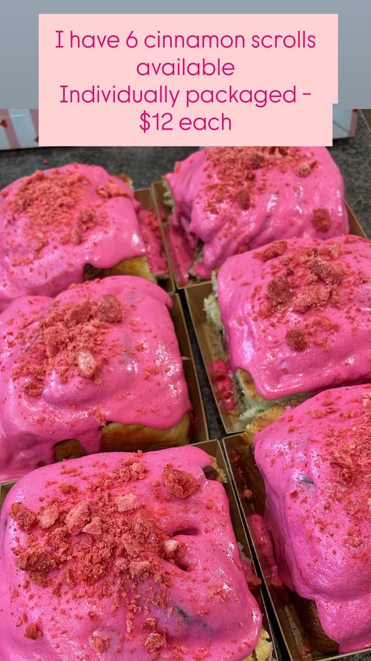 Cinnamon Scroll x 1 topped with freeze dried strawberries